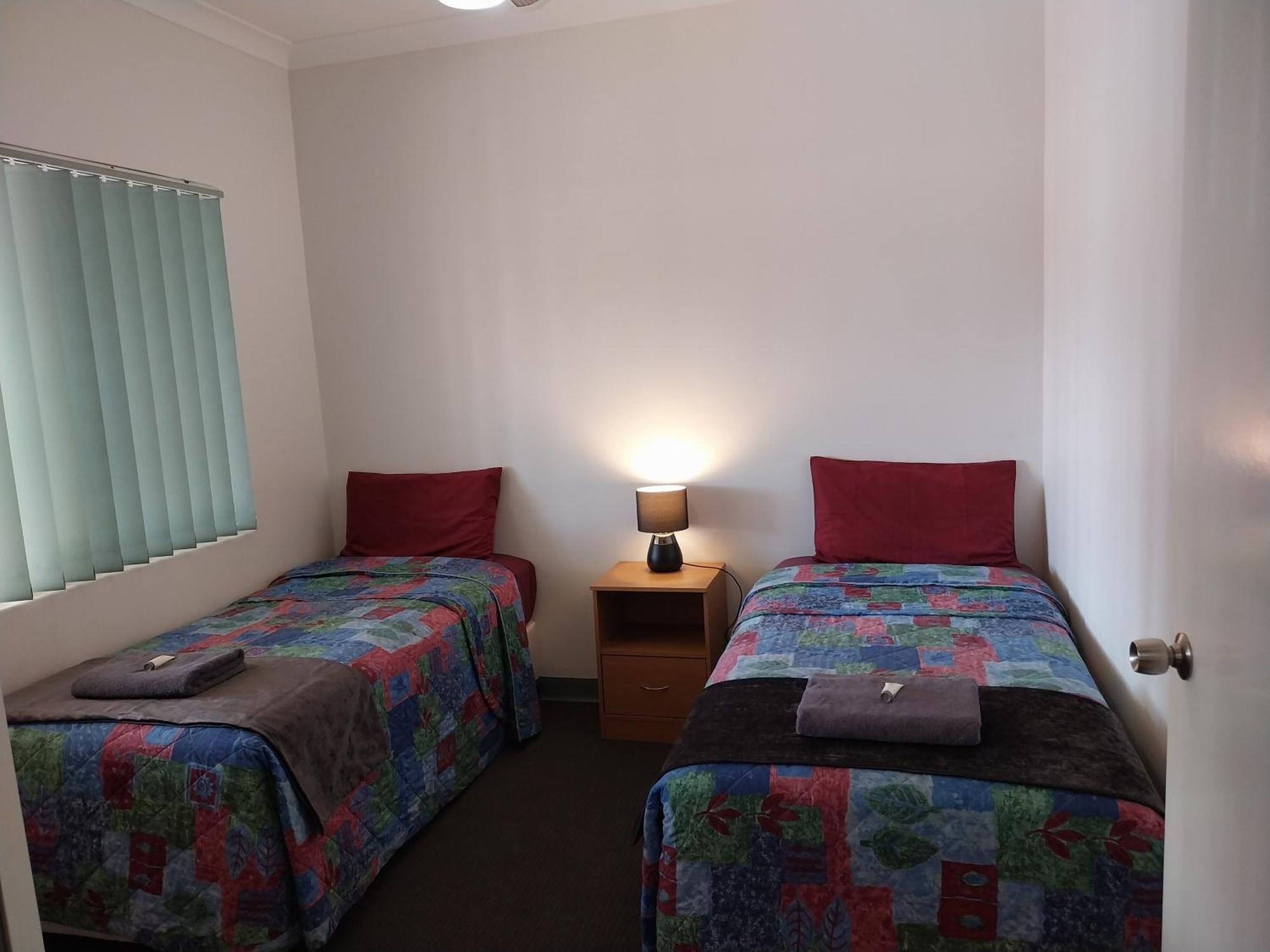 Carnarvon Central Apartments Extérieur photo