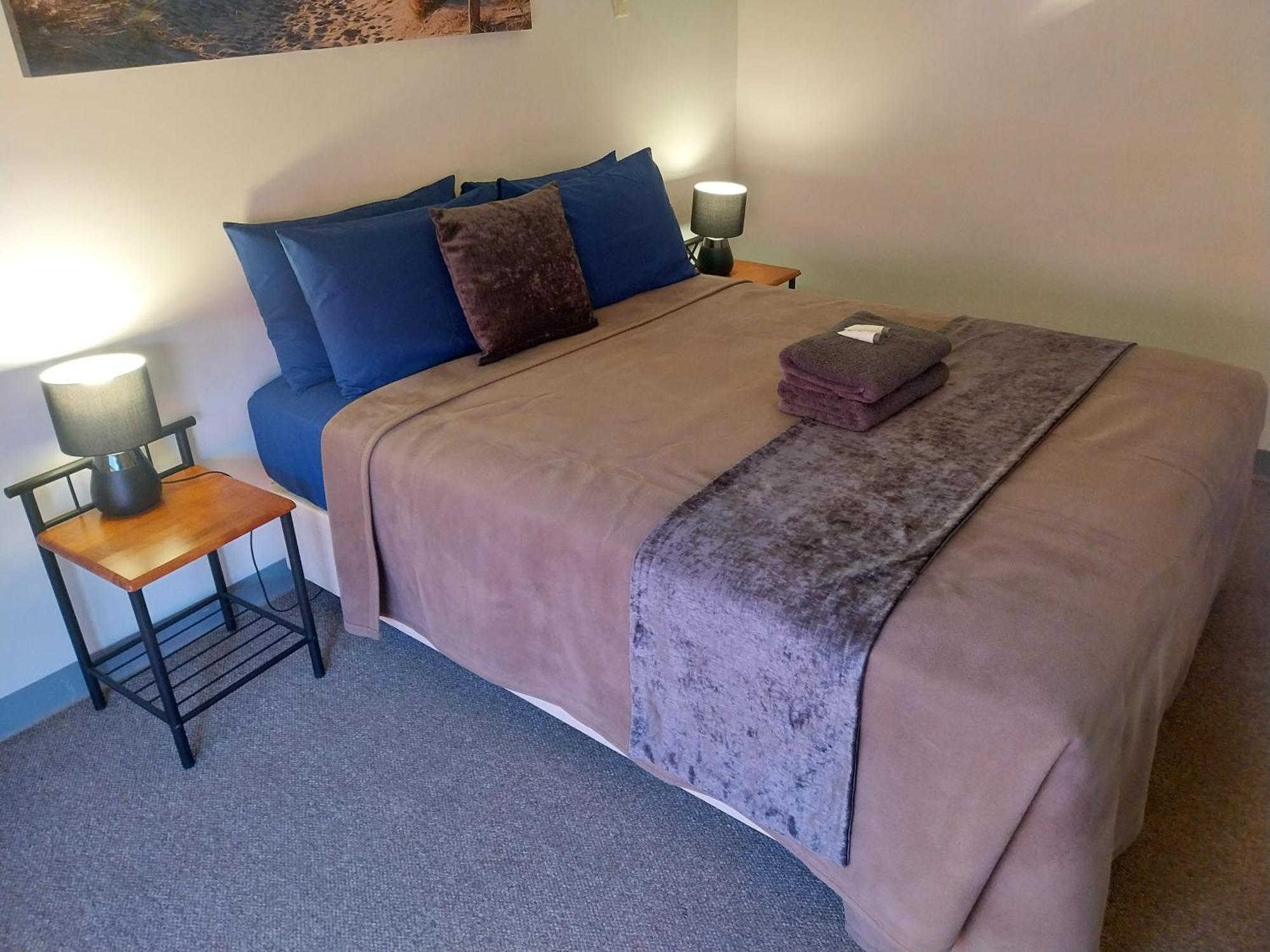 Carnarvon Central Apartments Extérieur photo